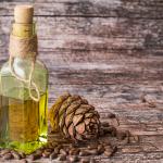 Olio di Cedro Siberiano. Il Potere del Legno nella Battaglia per dei Capelli Fantastici